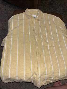 American Eagle Outfitters Yellow and White Vertical Stripe Button-Down Shirt